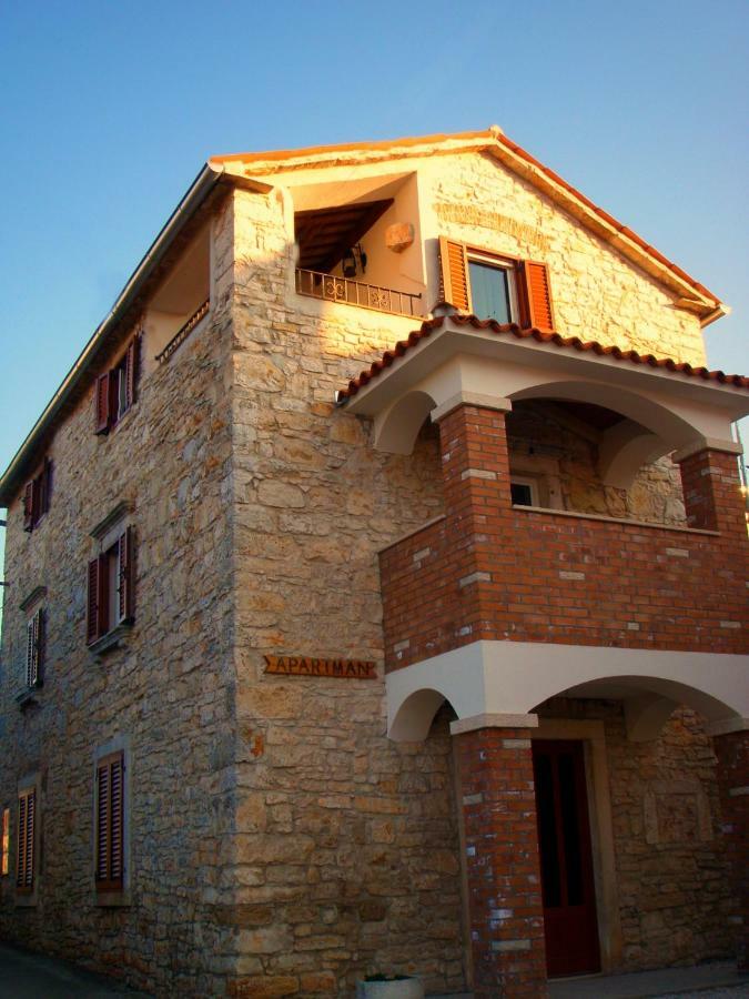 Apartment Percic Tar-Vabriga Esterno foto